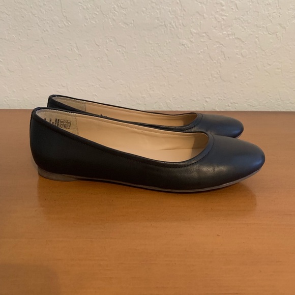 3/$20 | Lands’ End | Ballet flats - Picture 3 of 7